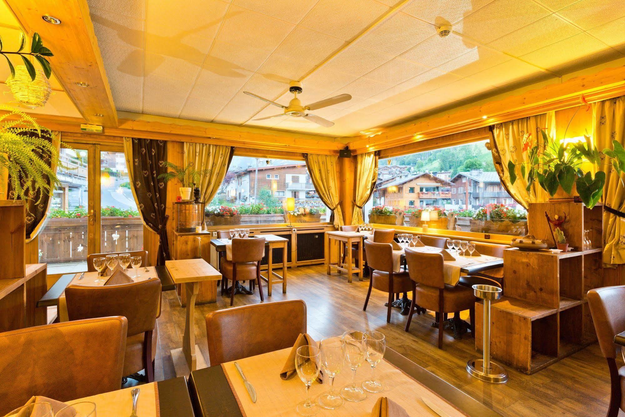 Hotel La Montagne Ла-Клюсаз Экстерьер фото