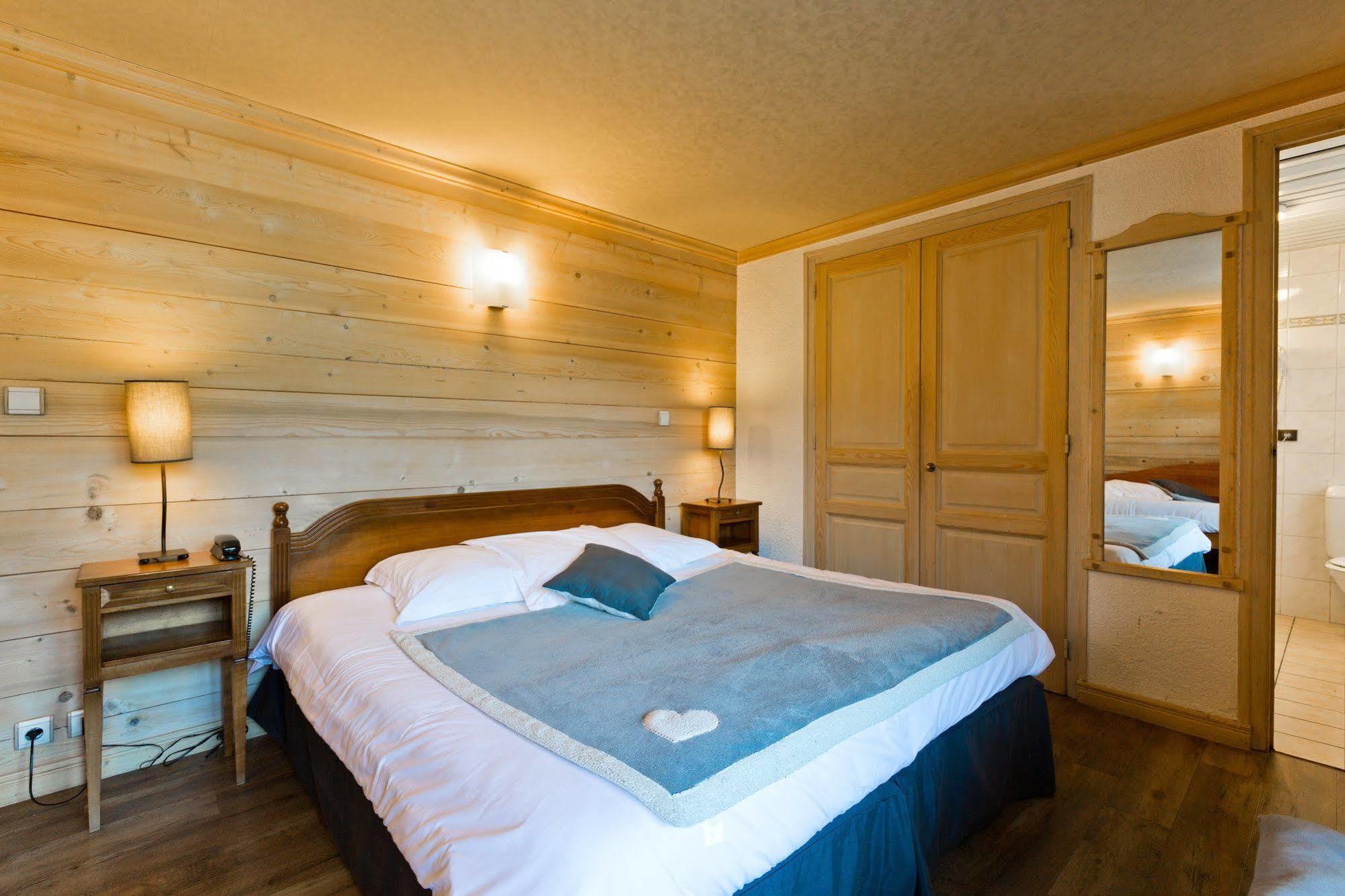 Hotel La Montagne Ла-Клюсаз Экстерьер фото